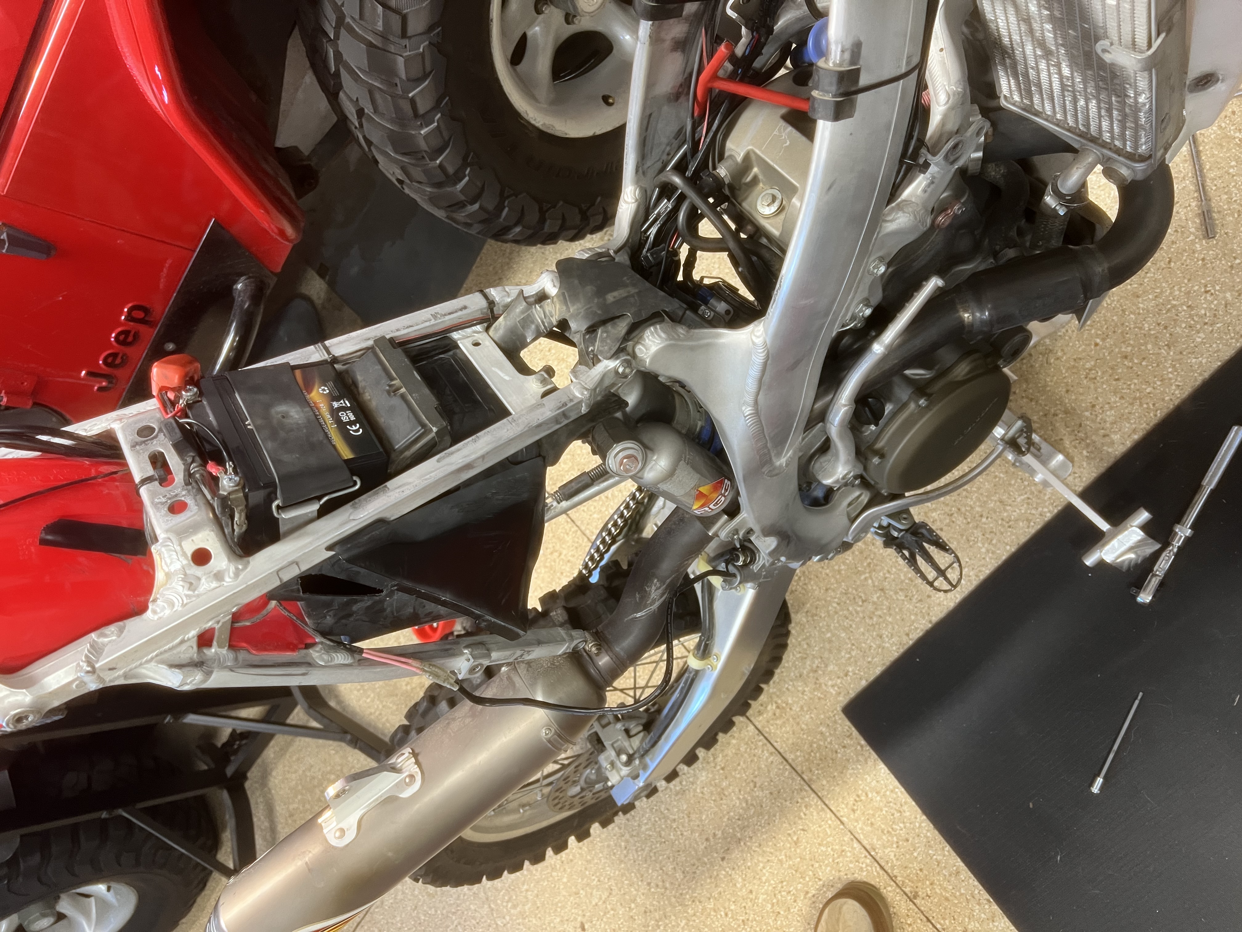 2005 Honda CRF 450 teardown