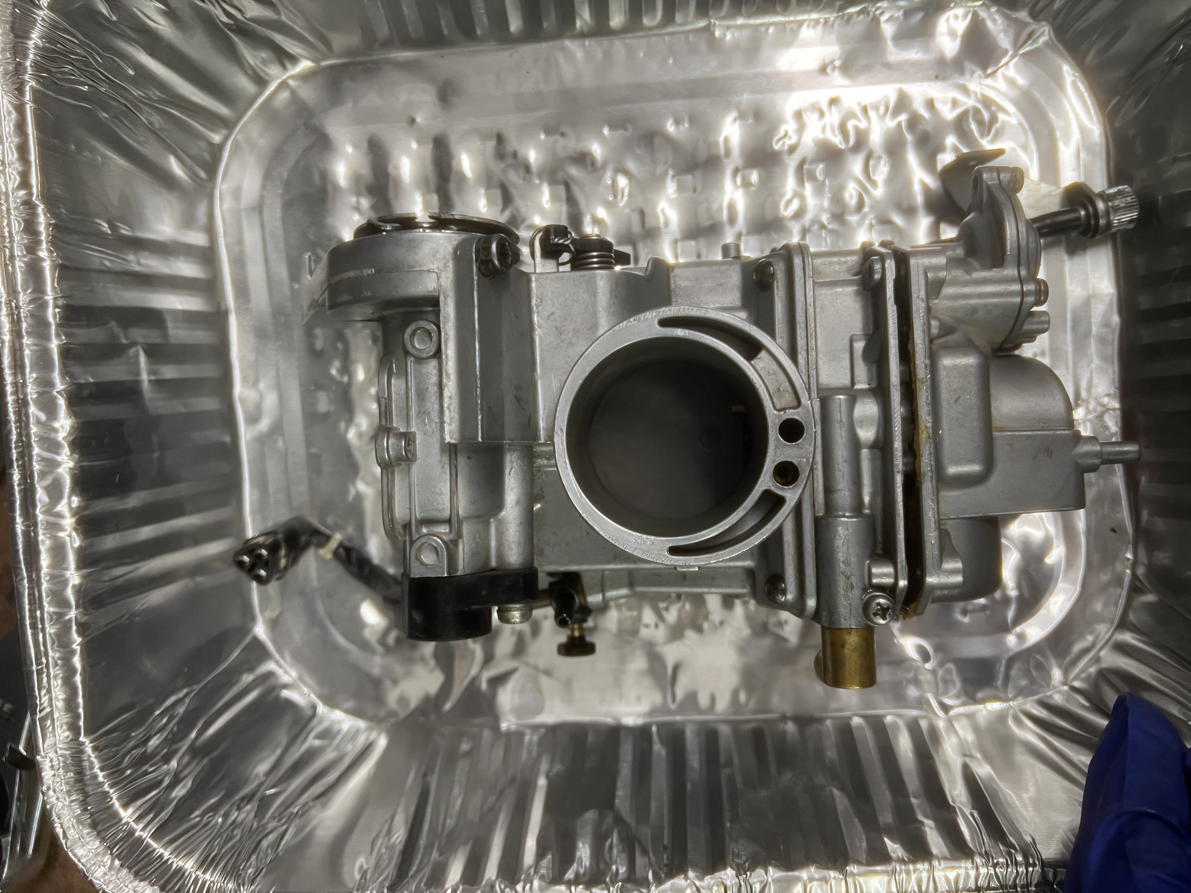 2005 Honda CRF 450 carburetor front