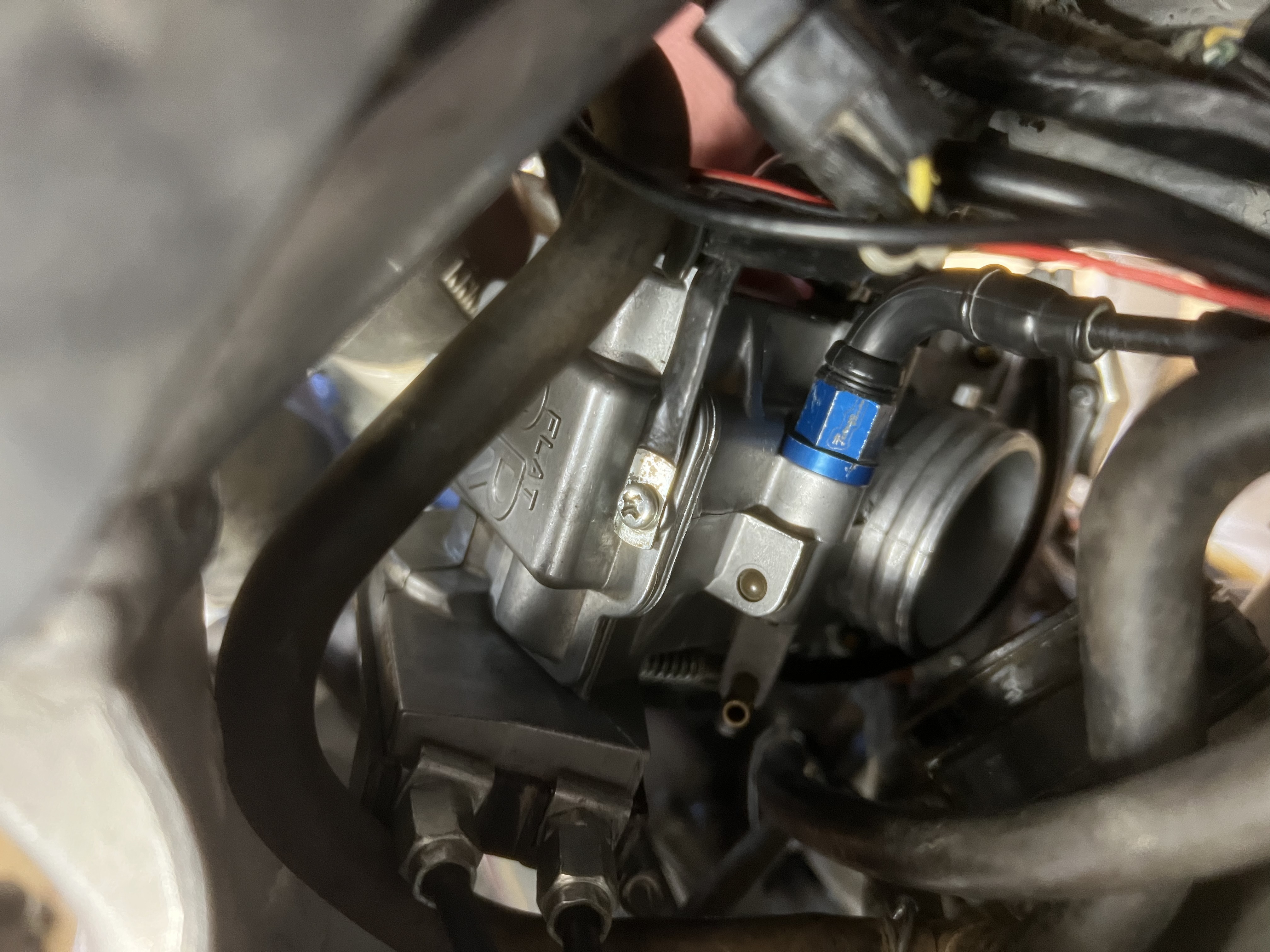 2005 Honda CRF 450 carburetor back in bike