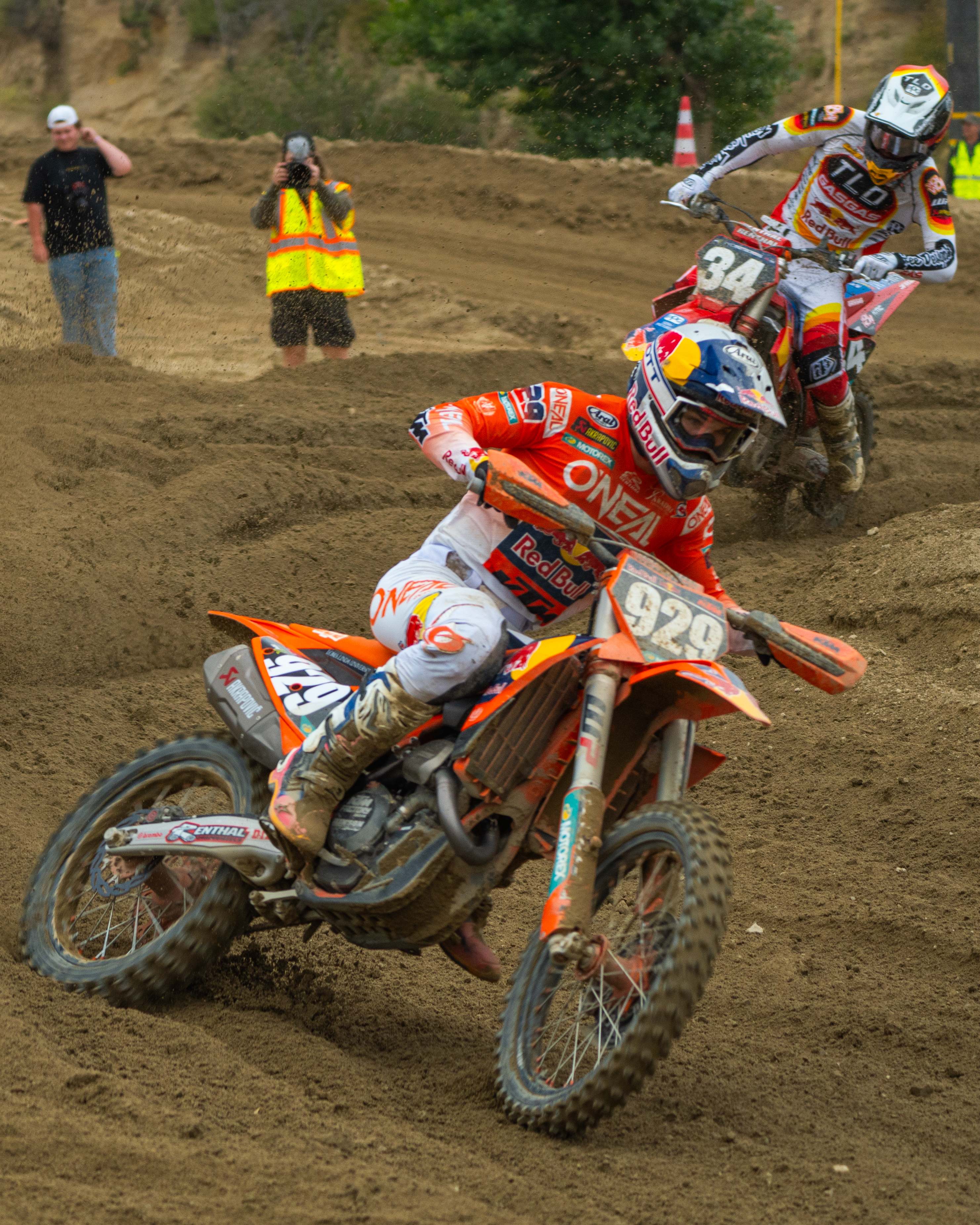 Juju Beaumer in Corner
